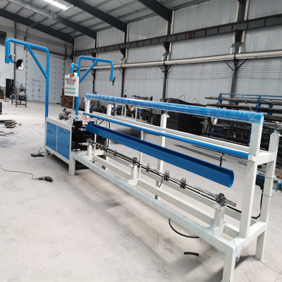 3 m double wire chain link fence machine in production