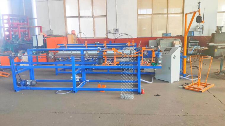 automatic chain link fence machine