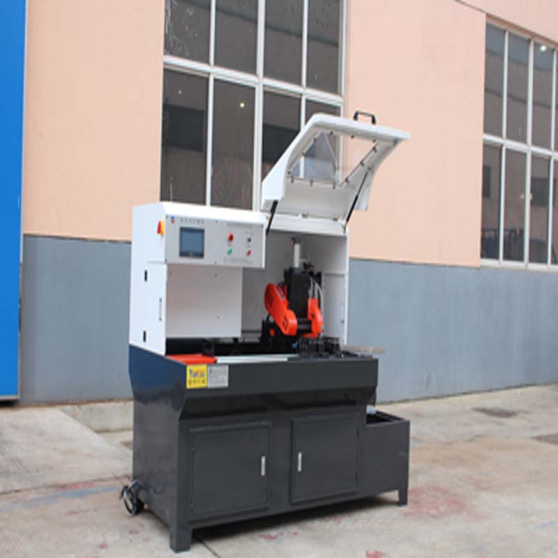 automatic pipe cutting machine